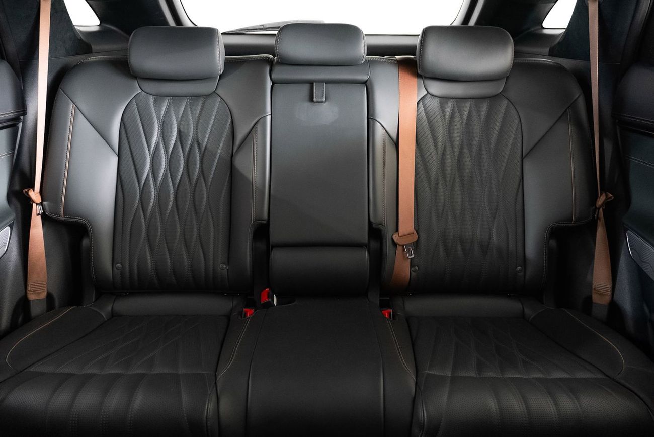 جينيسس GV70 2.5T Premium