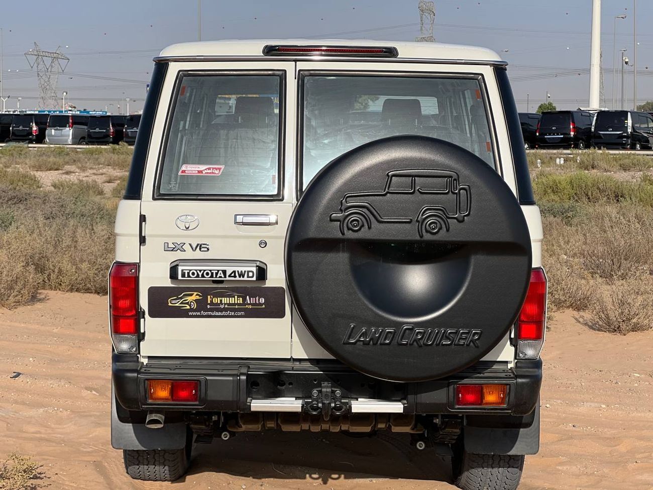 Toyota Land Cruiser 70 LC76 4.0L PTR A/T // 2025 // FULL OPTION WITH RADAR , LEATHER SEATS , DVD&BACK CAMERA // SPECIAL OFF