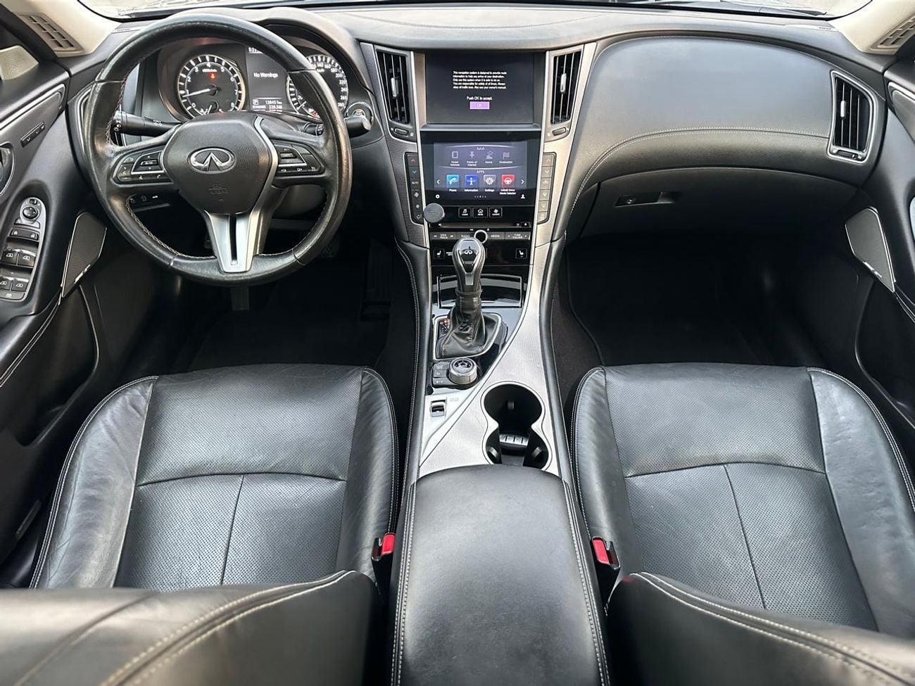 Infiniti Q50 Premium 2.0L