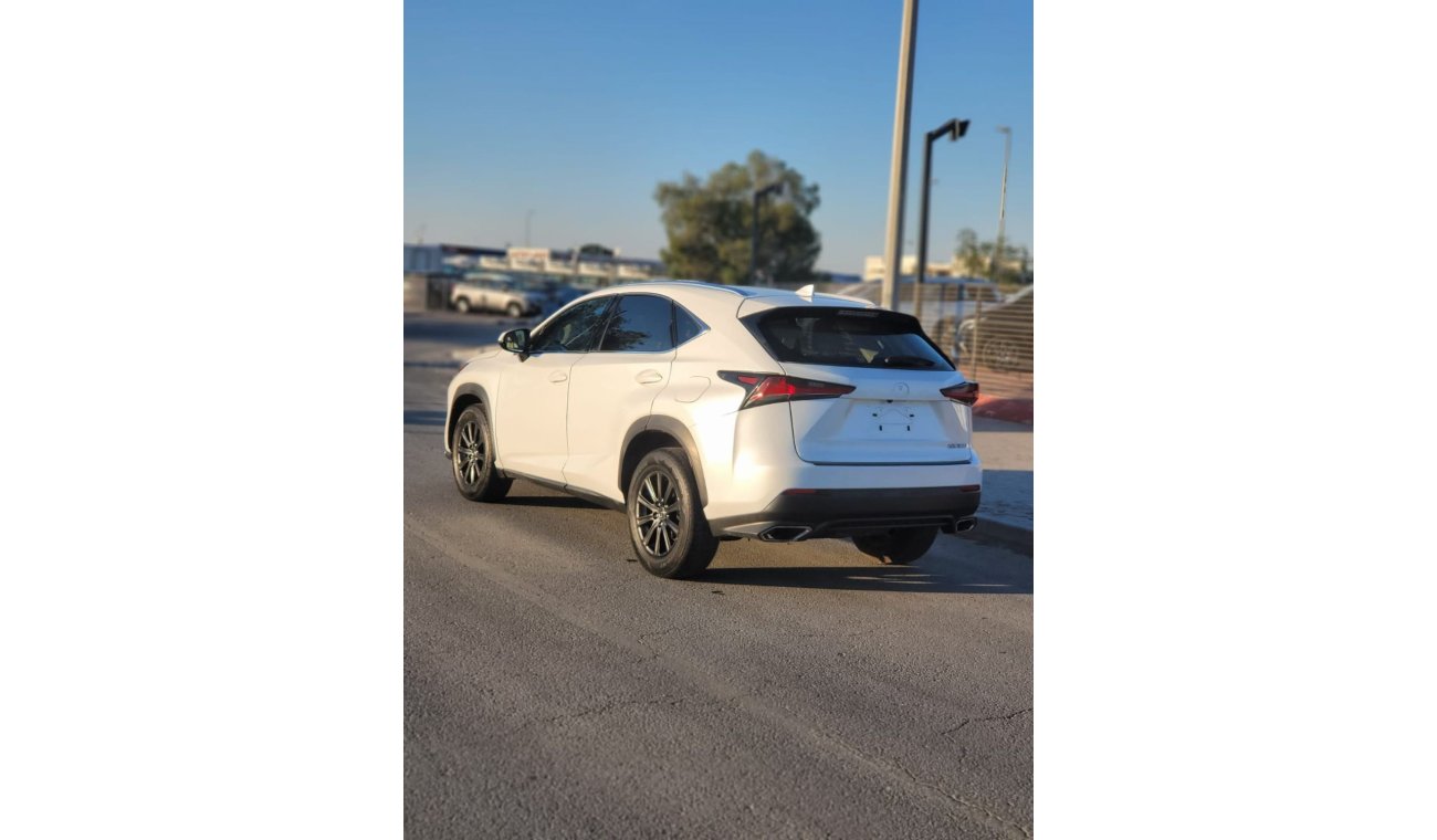 Lexus NX300