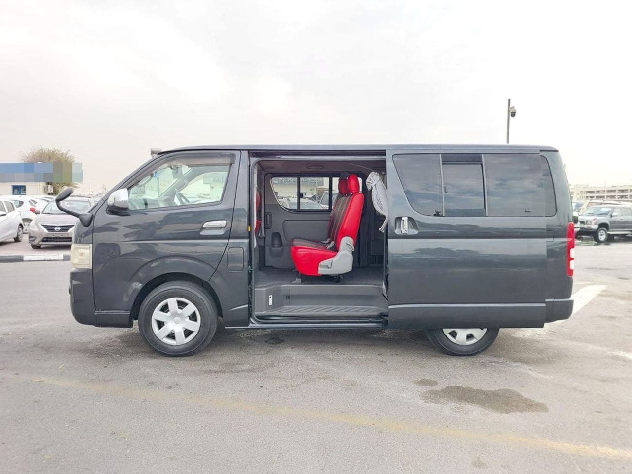 Toyota Hiace (RAMADAN OFFER) TOYOTA HIACE VAN RHD 2006 MODEL 2.0 L PETRO AUTOMATIC(PM49614)