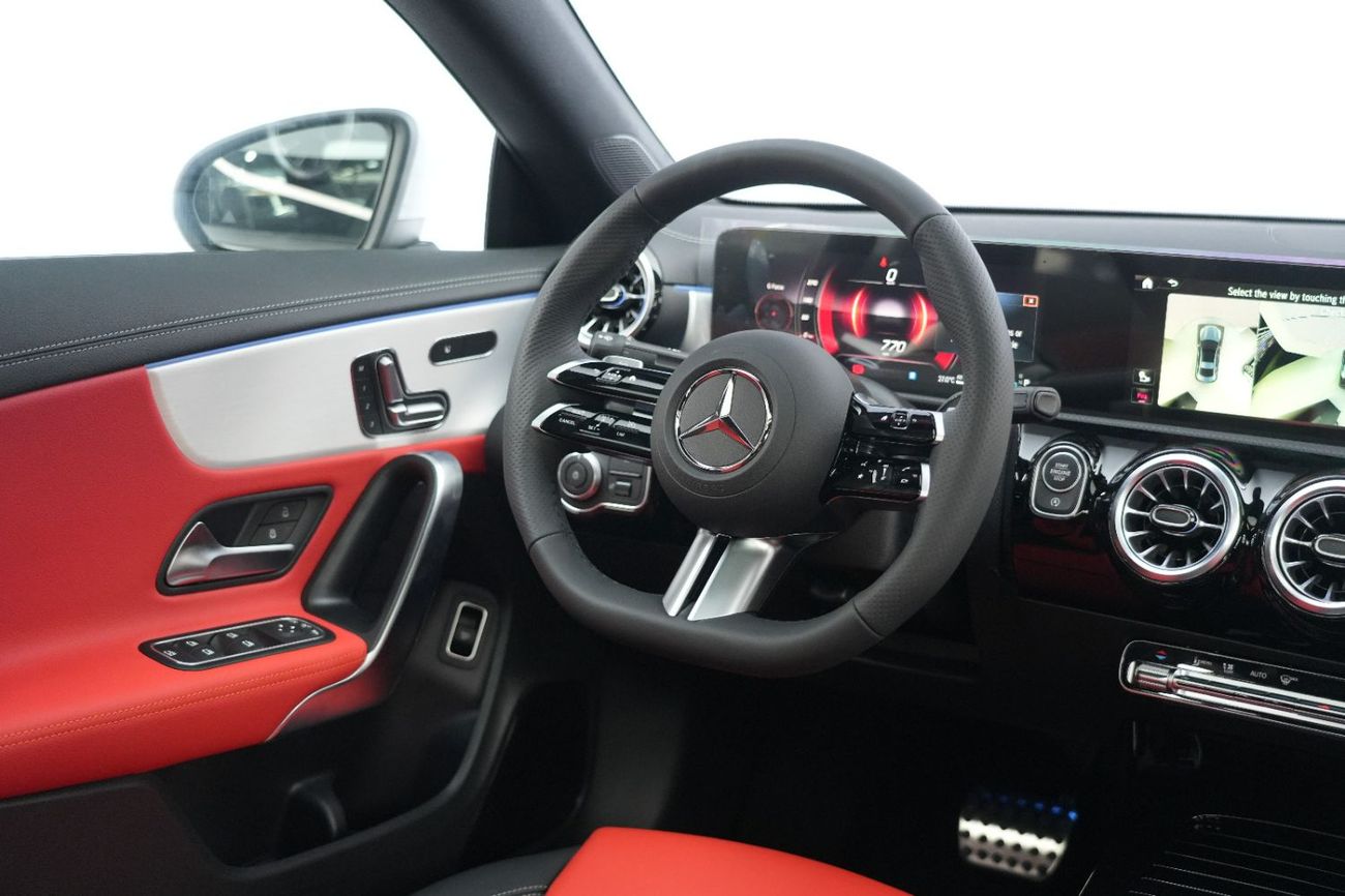 Mercedes-Benz CLA 200