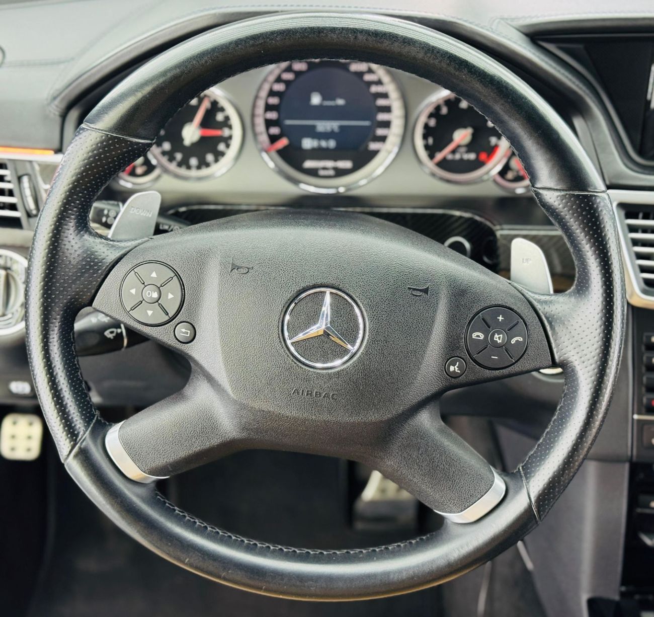 مرسيدس بنز E 63 AMG AMG 6.2L (518 HP) 2011 Mercedes Benz E63, 3 Years Mercedes Service Contract, Carbon Fiber Package, G