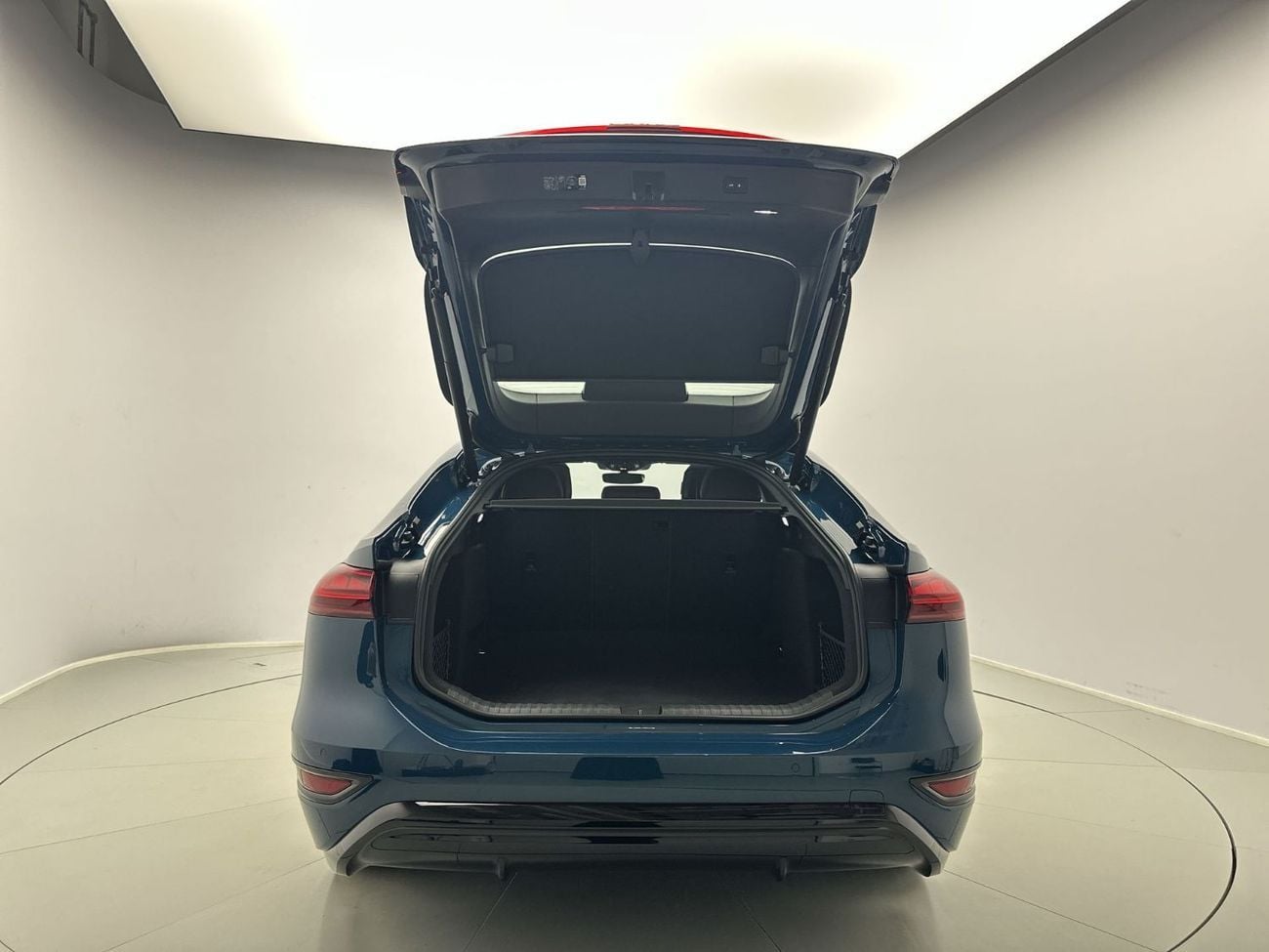 Audi e-tron A6 Sportback e-tron Performance 381hp (Ref# 19300)