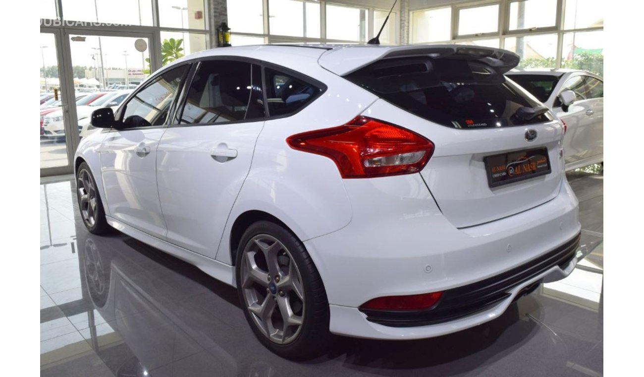 Ford Focus ST, 2.0L Turbo Charged 250HP- GCC Specs, Under Warranty - Full Service History, Single Owner