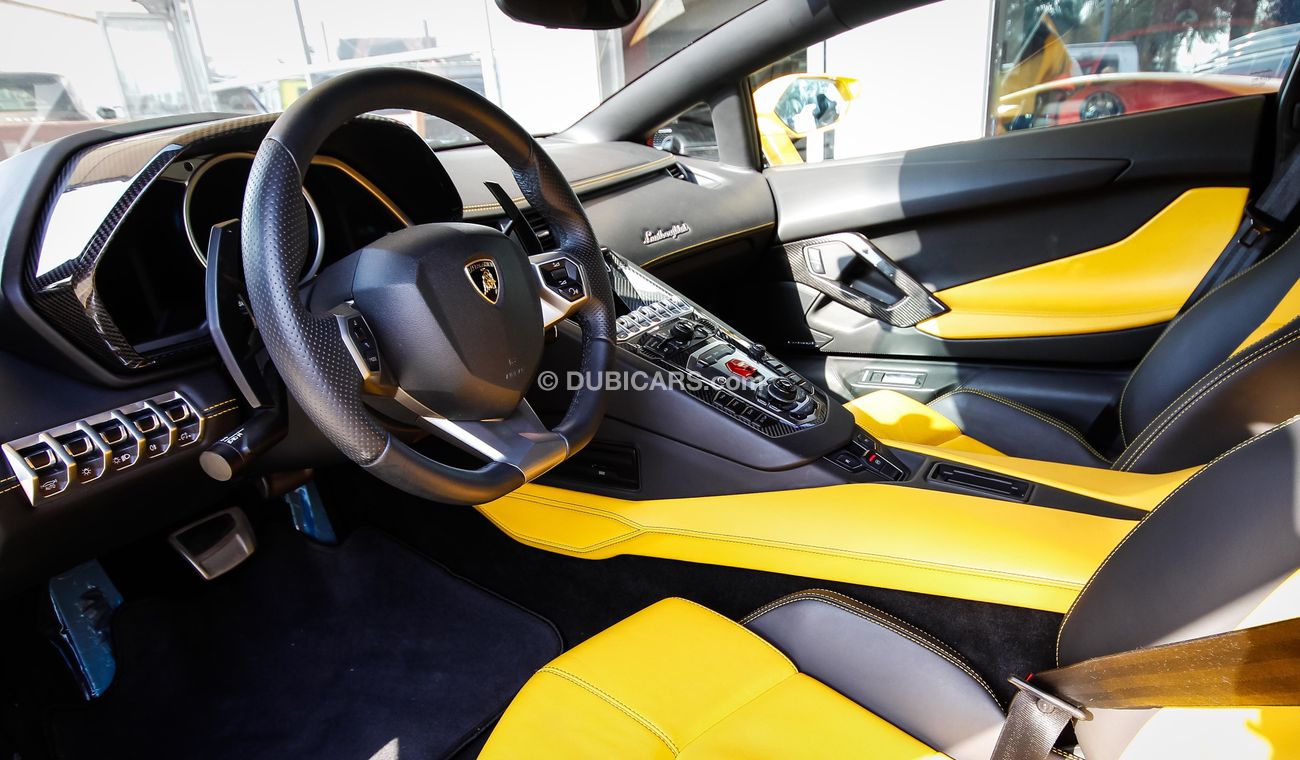 Lamborghini Aventador