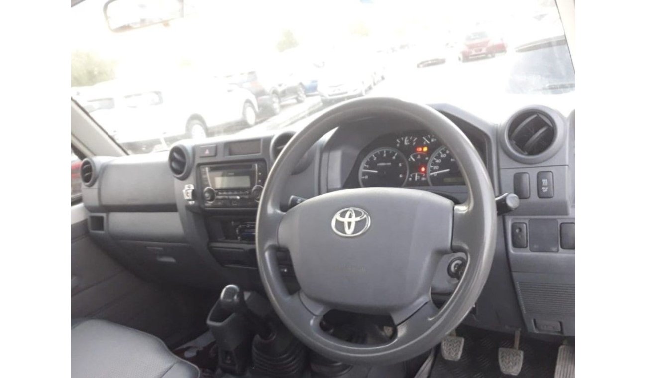 Toyota Land Cruiser Pick Up Land Cruiser RIGHT HAND DRIVE ( Stock no PM 43 )