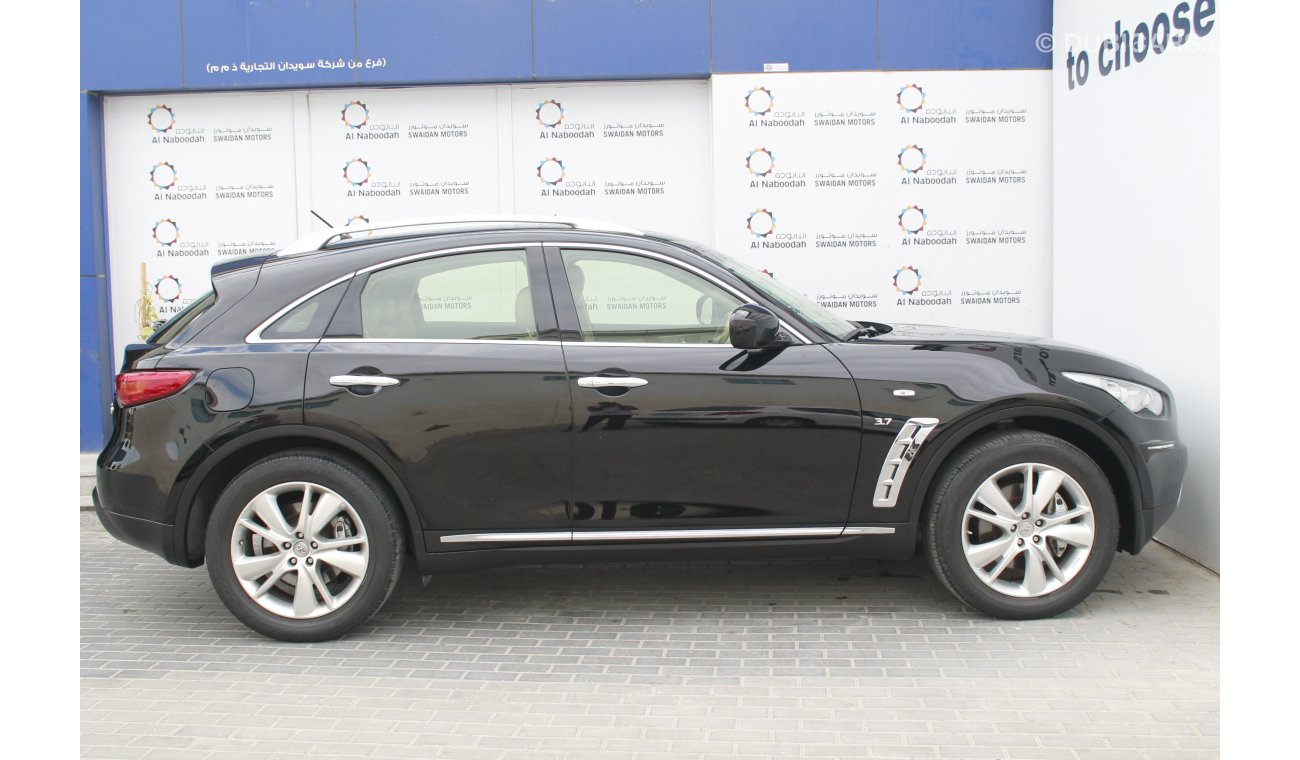 Infiniti QX70 3.7 L 2015 MODEL UNDER WARRANTY