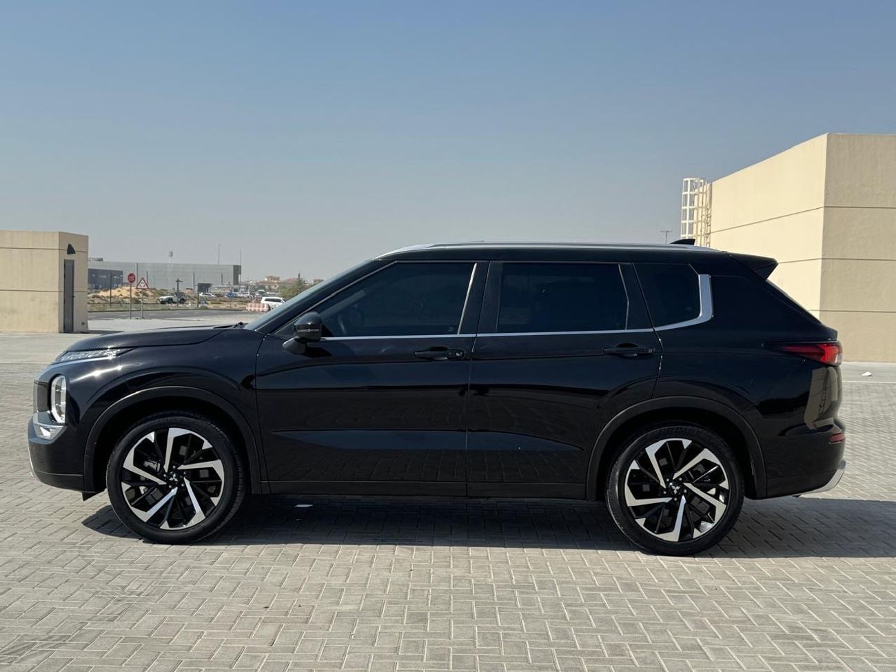 Mitsubishi Outlander Mitsubishi Outlander, 2025 GCC specs, full option