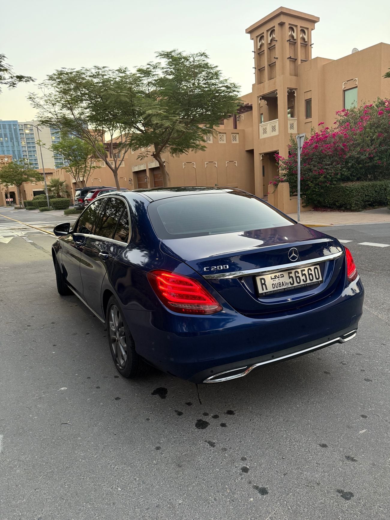 مرسيدس بنز C 200 4 litre