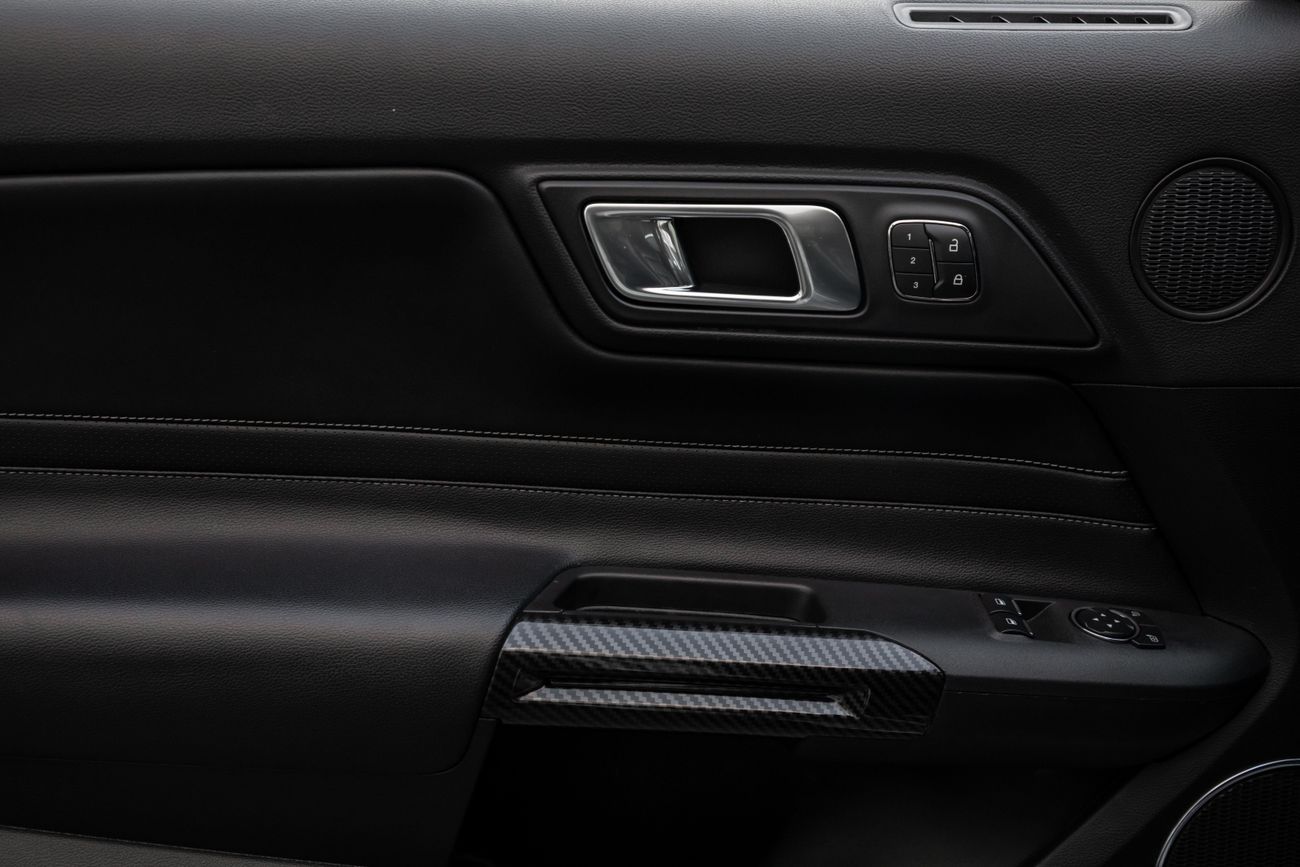 فورد موستانج Mustang | 2,350 P.M | 0% Downpayment | Apple Car Play | AC Seats | Warranty!