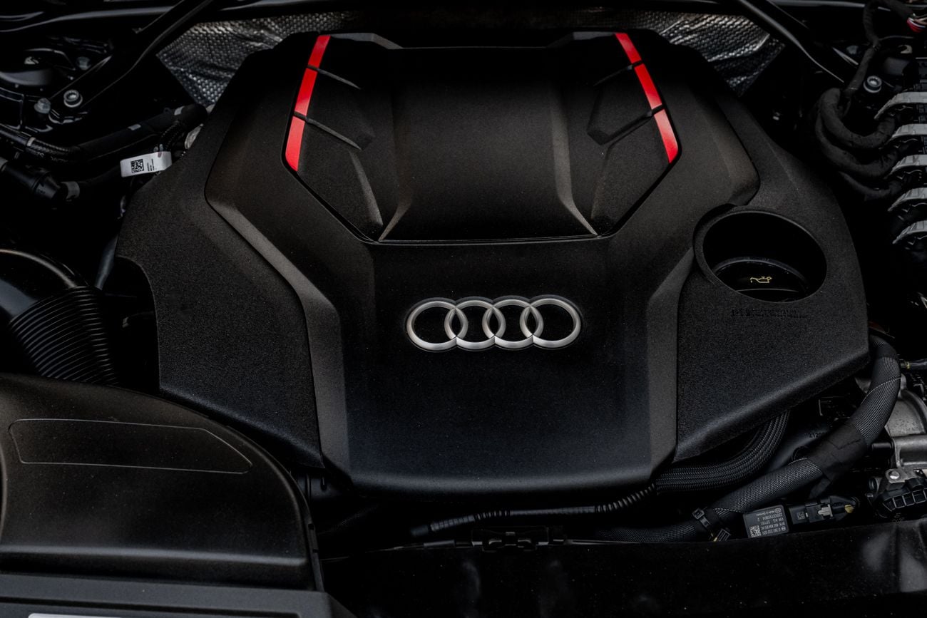 Audi SQ5 SQ5 TFSI Quattro | 3,330 P.M | 0% Downpayment | Perfect Condition!