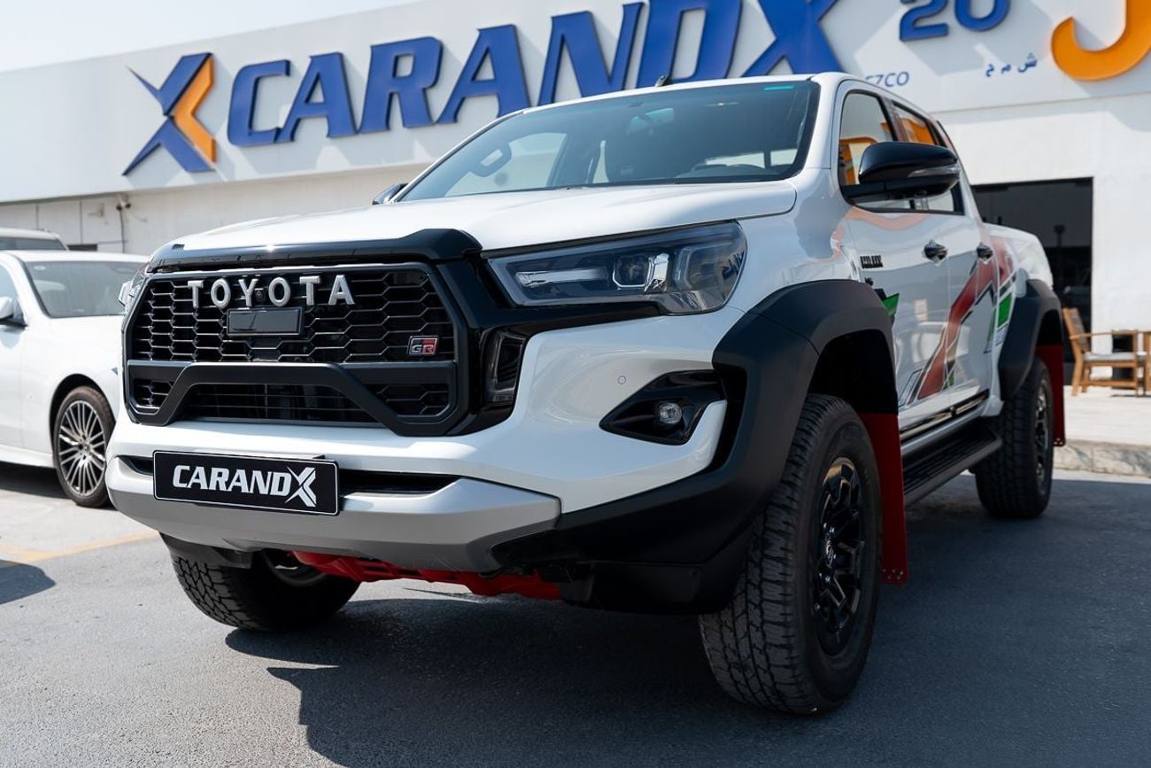 Toyota Hilux GR Sport 4.0L GR-S Rally 4.0L
