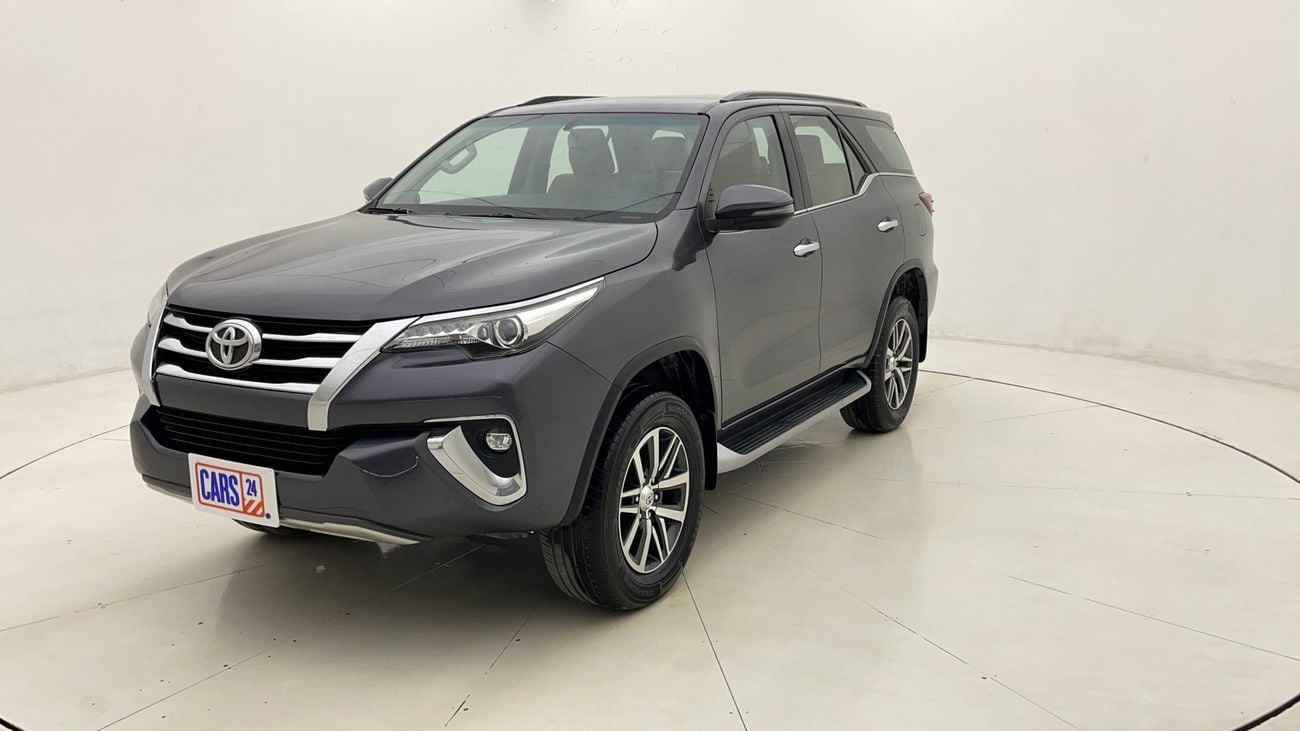 تويوتا فورتونر VXR 4 | بدون دفعة مقدمة | اختبار القيادة في المنزل