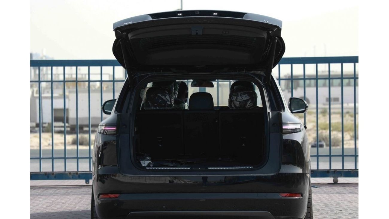 Li Auto L7 2024 Li Auto L7 PRO 1.5 Plug-in Hybrid - Black inside Black | Export Only