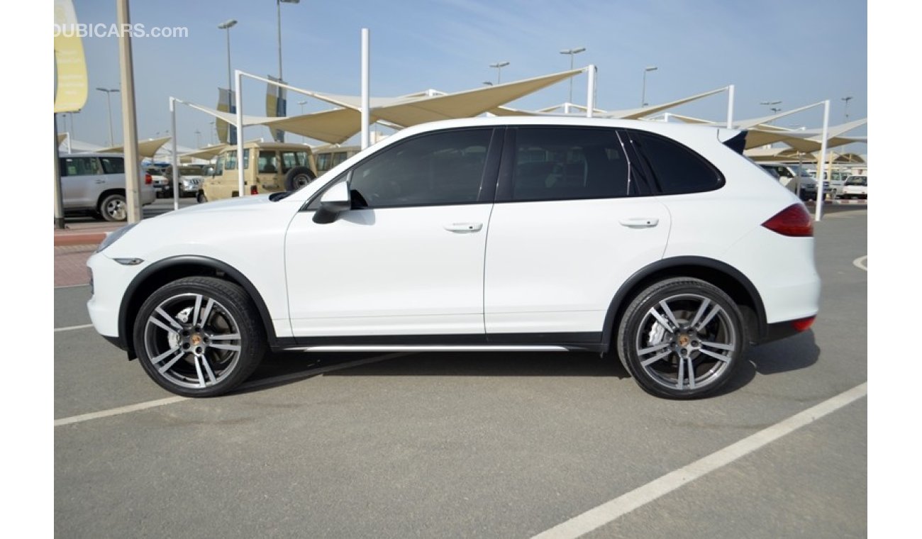 Porsche Cayenne S LOW MILEAGE V8 4.8L TOP OF THE RANGE GCC SPECS