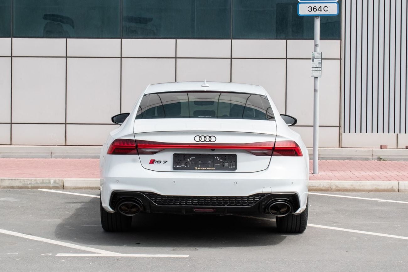 أودي A7 55 TFSI quattro S-Line 3.0L