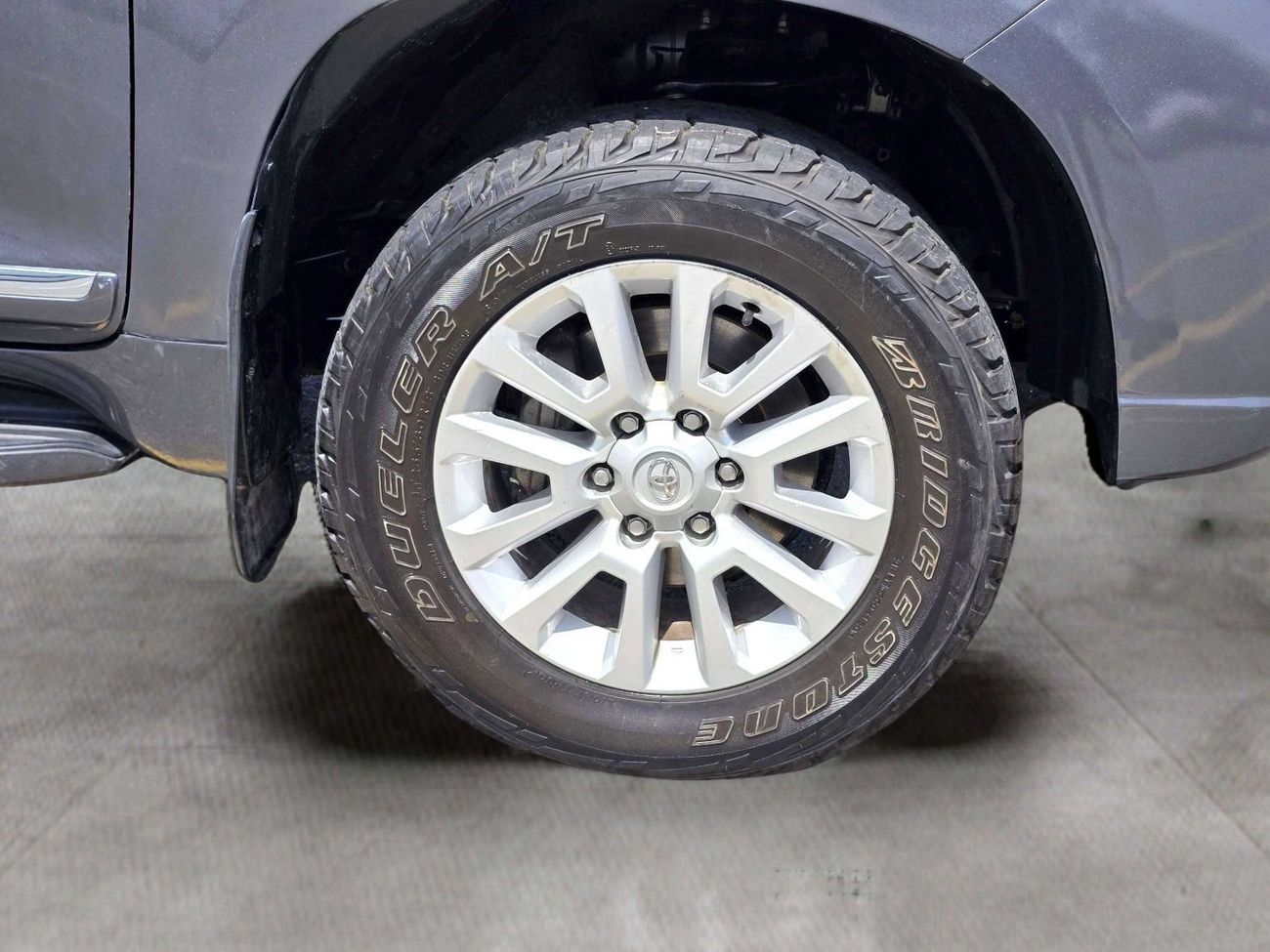 تويوتا برادو 4x4 Diesel 2.8l Right Hand Drive (Export only)