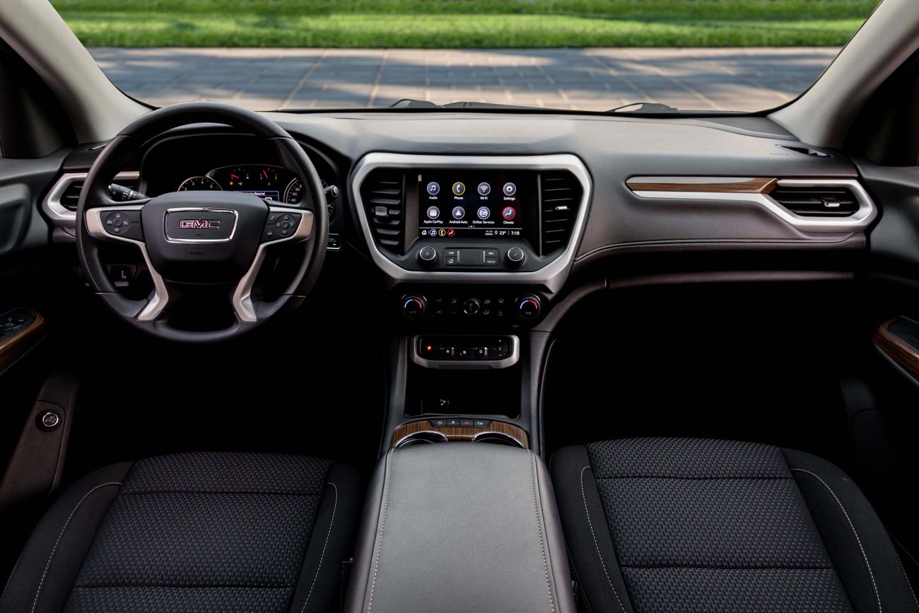 GMC Acadia Acadia SLE | 1,567 P.M | 0% Downpayment | ACADIA SLE | UNDER WARRANTY! | Ramadan Offer!