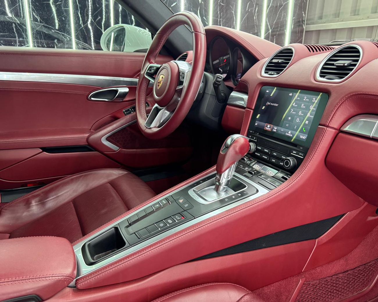 Porsche 718 Cayman Std 2.0L A/T