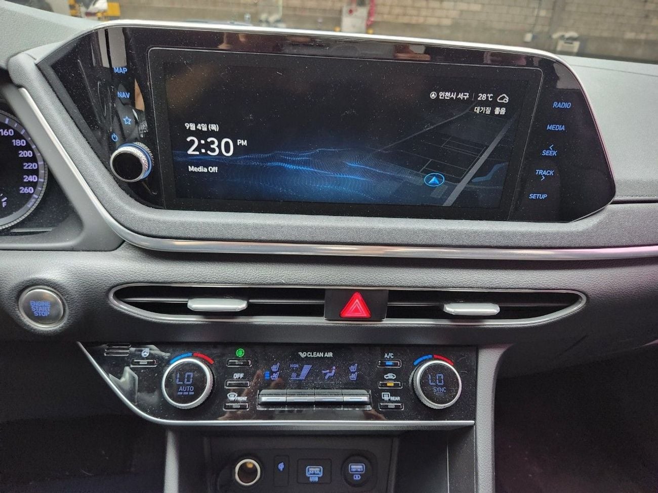 Hyundai Sonata 2020 HYUNDAI SONATA DN8 (G) 2.0 Premium