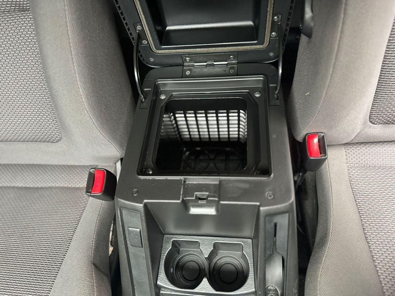 نيسان باترول سفاري Safari 4.8L A/T