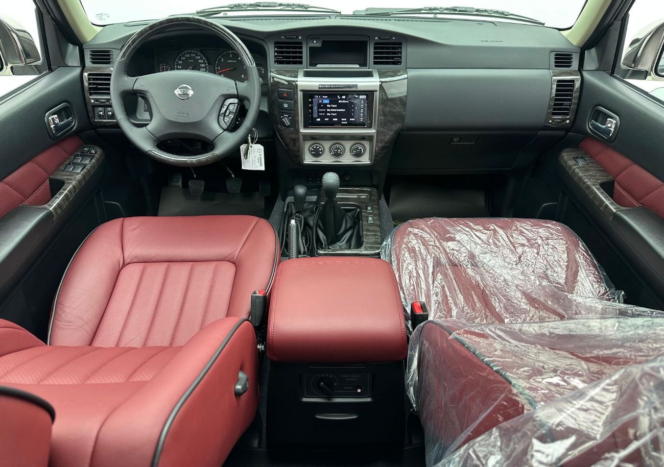Nissan Patrol Super Safari 2024 Nissan Patrol Super Safari Al Ostoura, 2029 Agency Warranty, Agency FSH, GCC