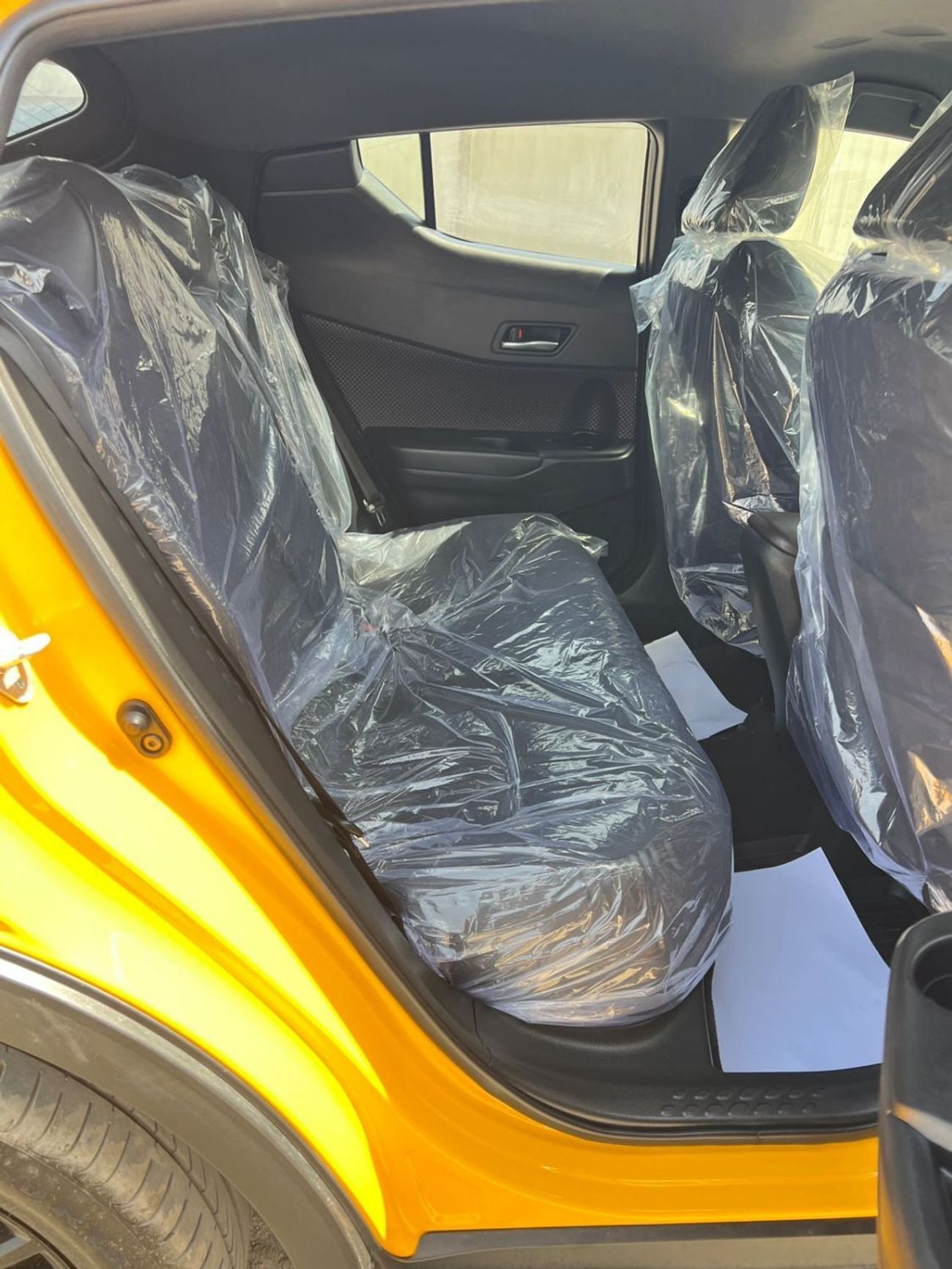 تويوتا CHR Toyota CHR ,1200 CC ,Right Hand Drive ,2017 Model  ,Yellow Color