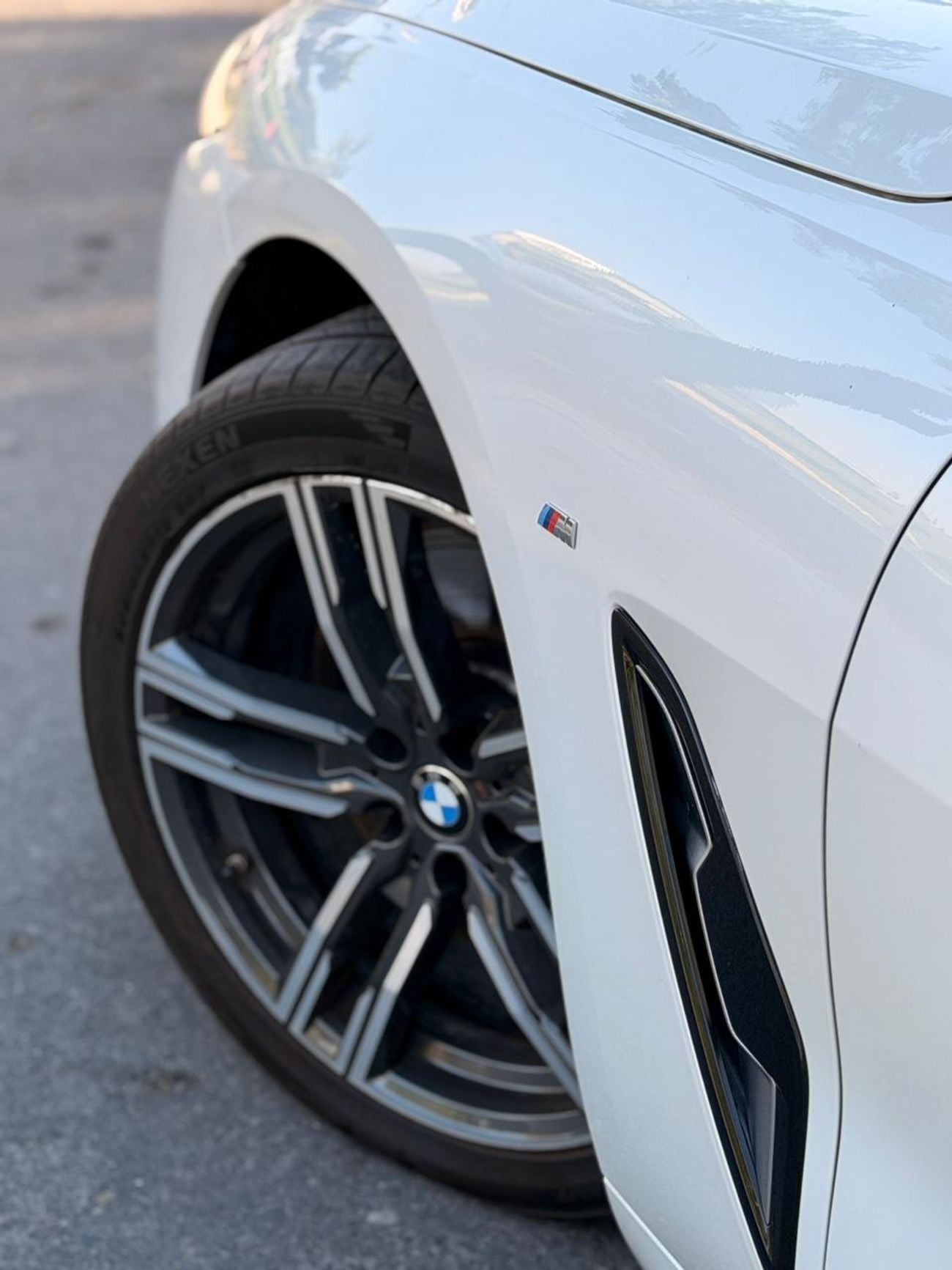 بي أم دبليو 840i M SPORT Std 3.0L Sedan