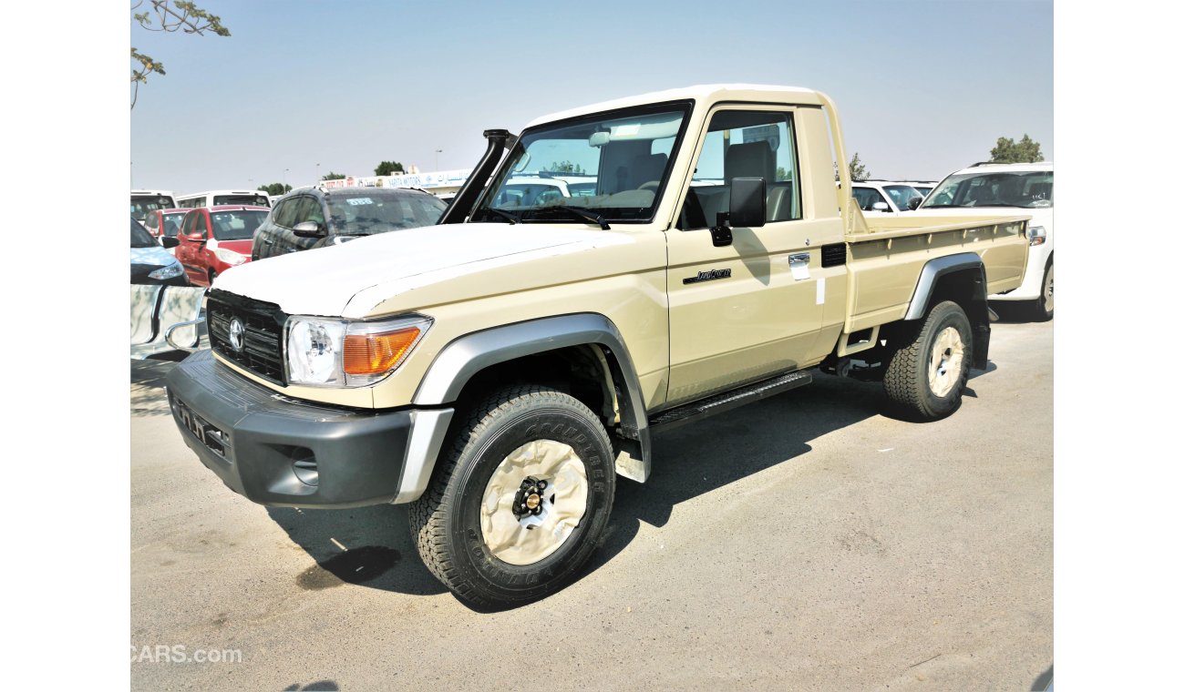 Toyota Land Cruiser Pick Up 4.2D, 16" Alloy Rims, Power Window, Window Lock, Central Door Lock, Dual AirBags, LOT-TLC19