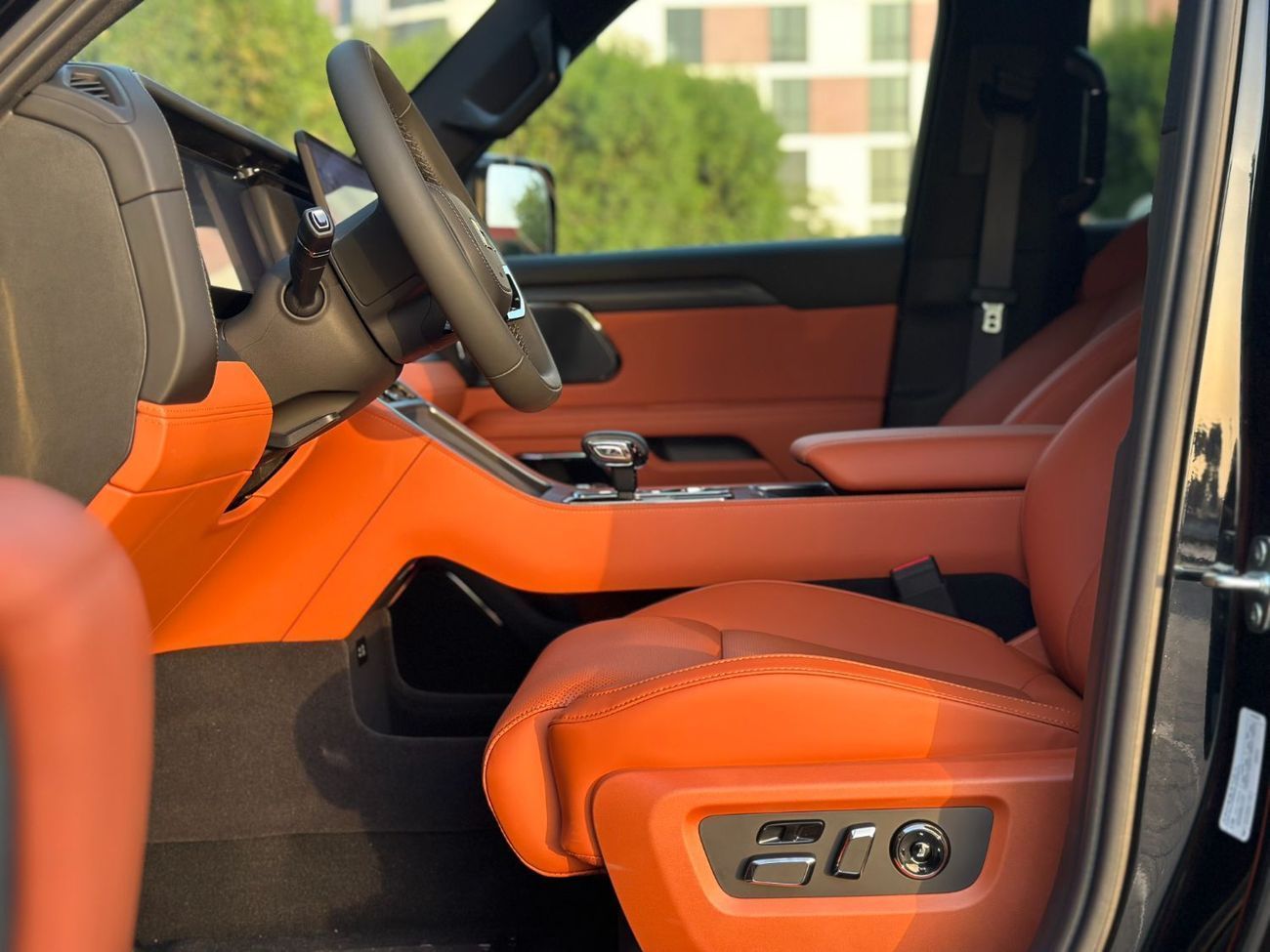 ROX 01 VIP | 6 Seats | Brand New | AED 3,400 monthly