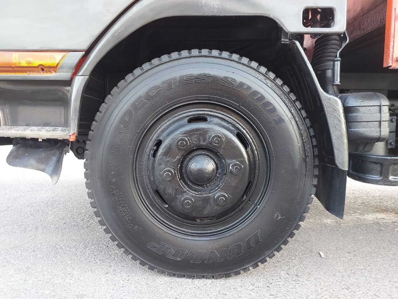 Mitsubishi Fuso Canter MITSUBISHI CANTER TRUCK RHD 1996 MODEL 4.5 L DIESEL MANUAL(PM20041)