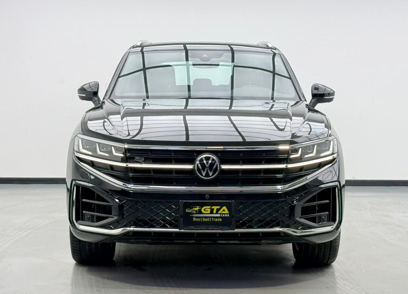 Volkswagen Touareg 2024 Volkswagen Touareg R-Line, 2029 VW Warranty + Service Pack, Full VW Service History, GCC