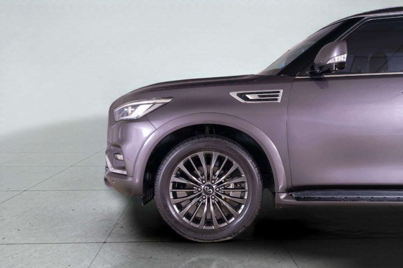 Infiniti QX80 Luxe 7st 5.6L LUXE 5.6