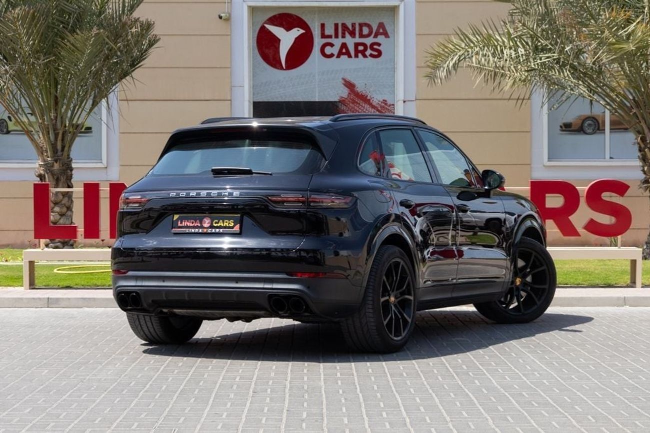 Porsche Cayenne S 2.9L (440 HP)