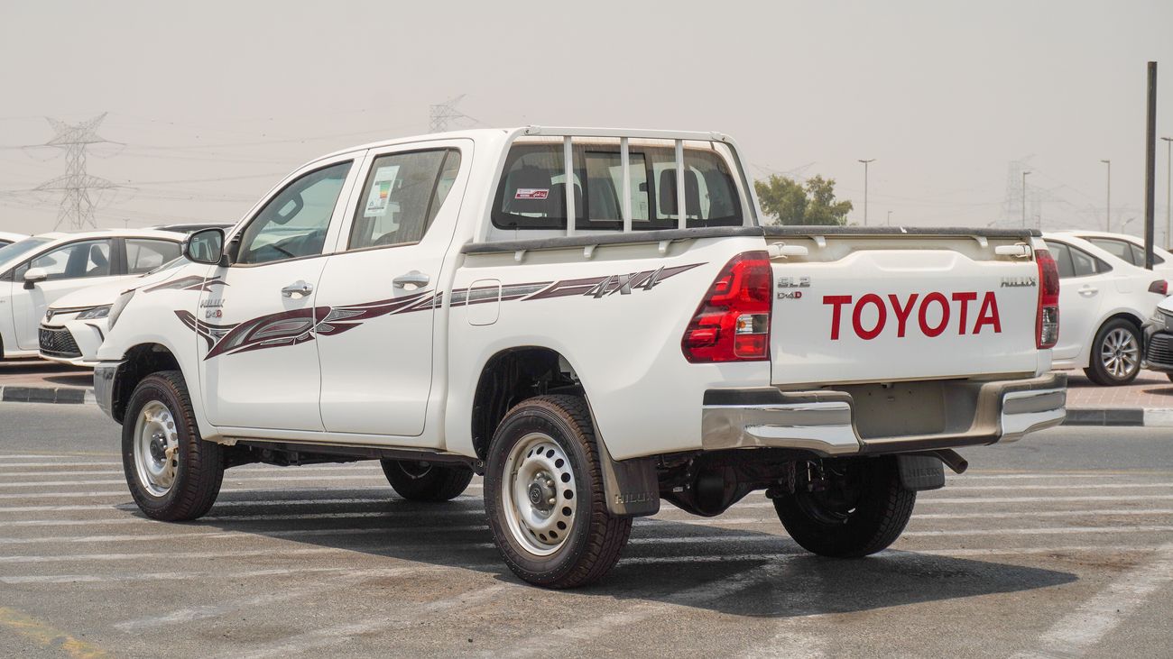 Toyota Hilux GL-2  D-4D  2.4L DIESEL 4WD M/T