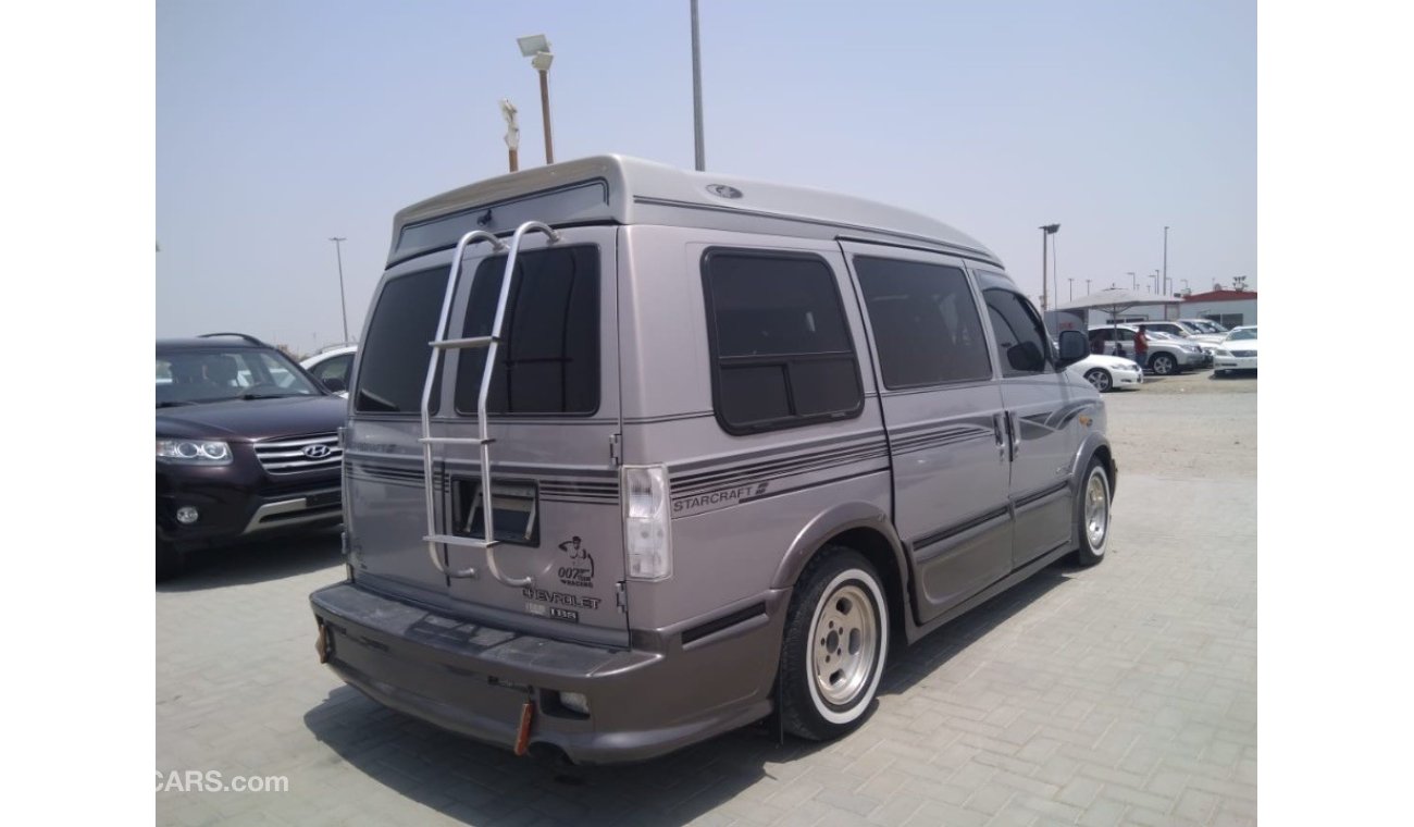 GMC Savana