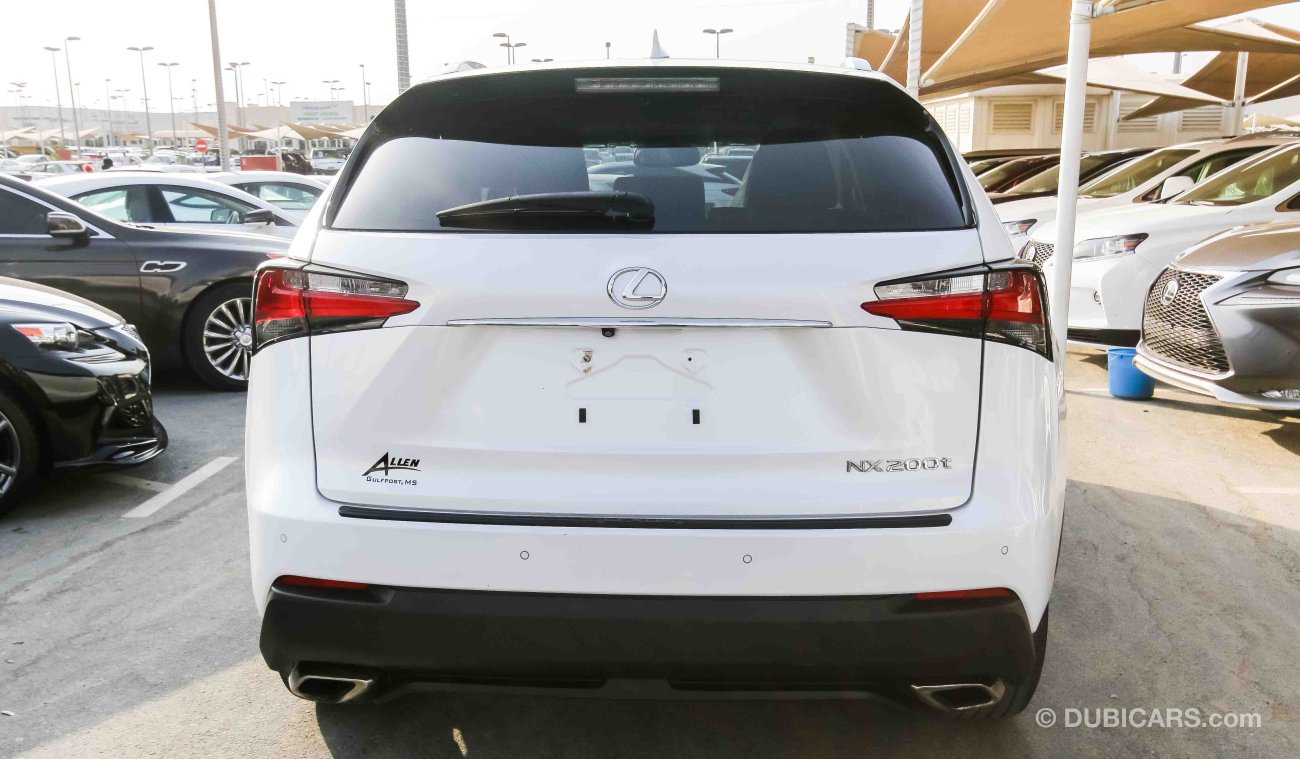 Lexus NX200t t