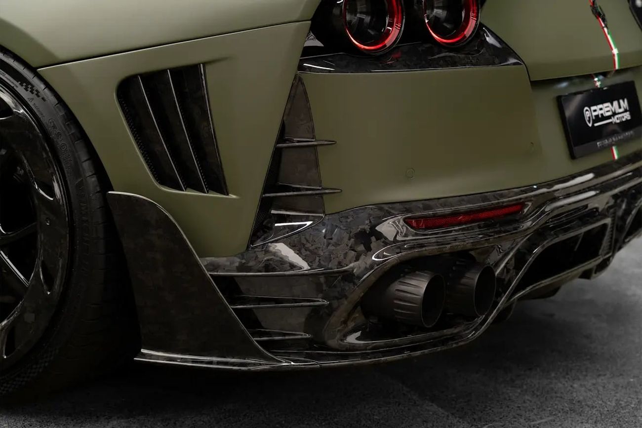 فيراري 812 GTS