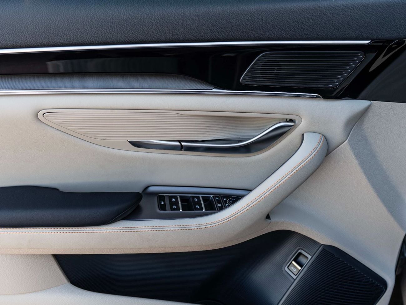 بي واي دي سونغ بلس Design