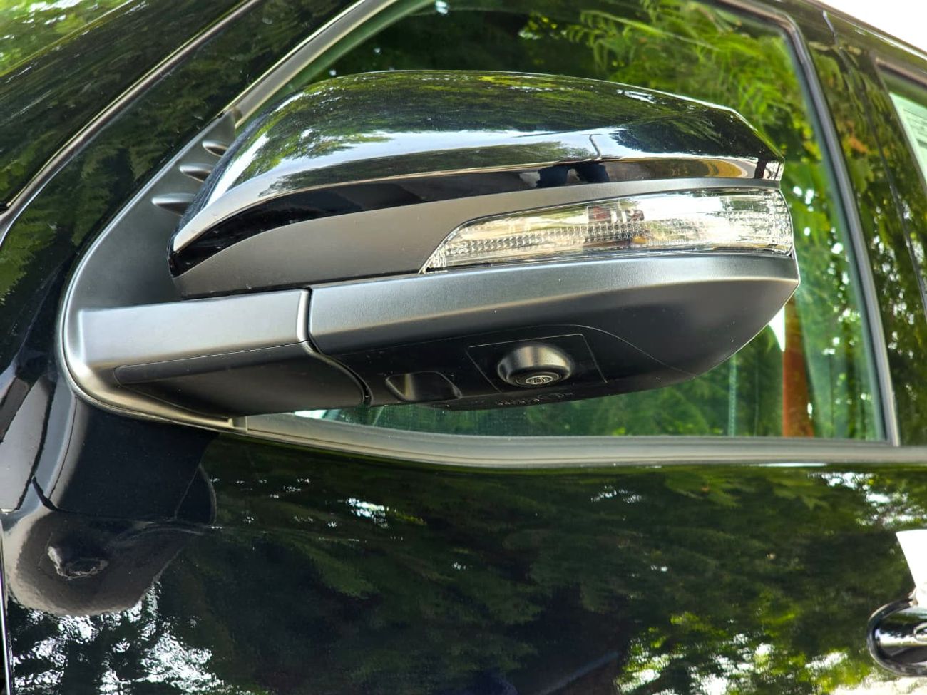 Toyota Hilux GR Sport 4.0L TOYOTA HILUX GR -S PETROL 4.0 - DIGITAL MIRROR - FULL OPTIONS - 2025 MODEL - BLACK INS