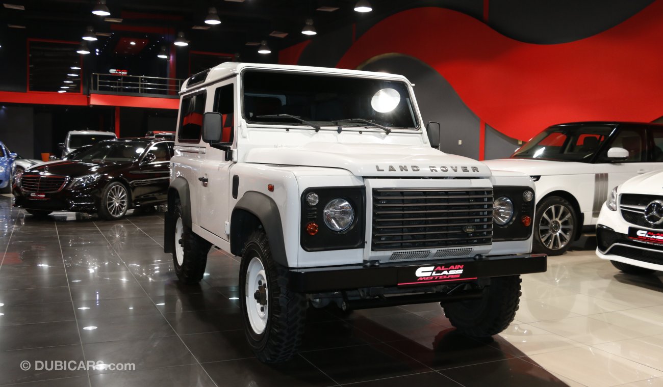 Land Rover Defender