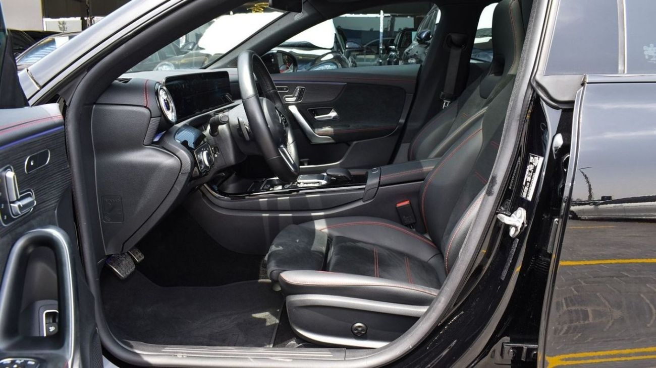 Mercedes-Benz CLA 250 Std Mercedes CLA250 AMG / 2022 / Canadian