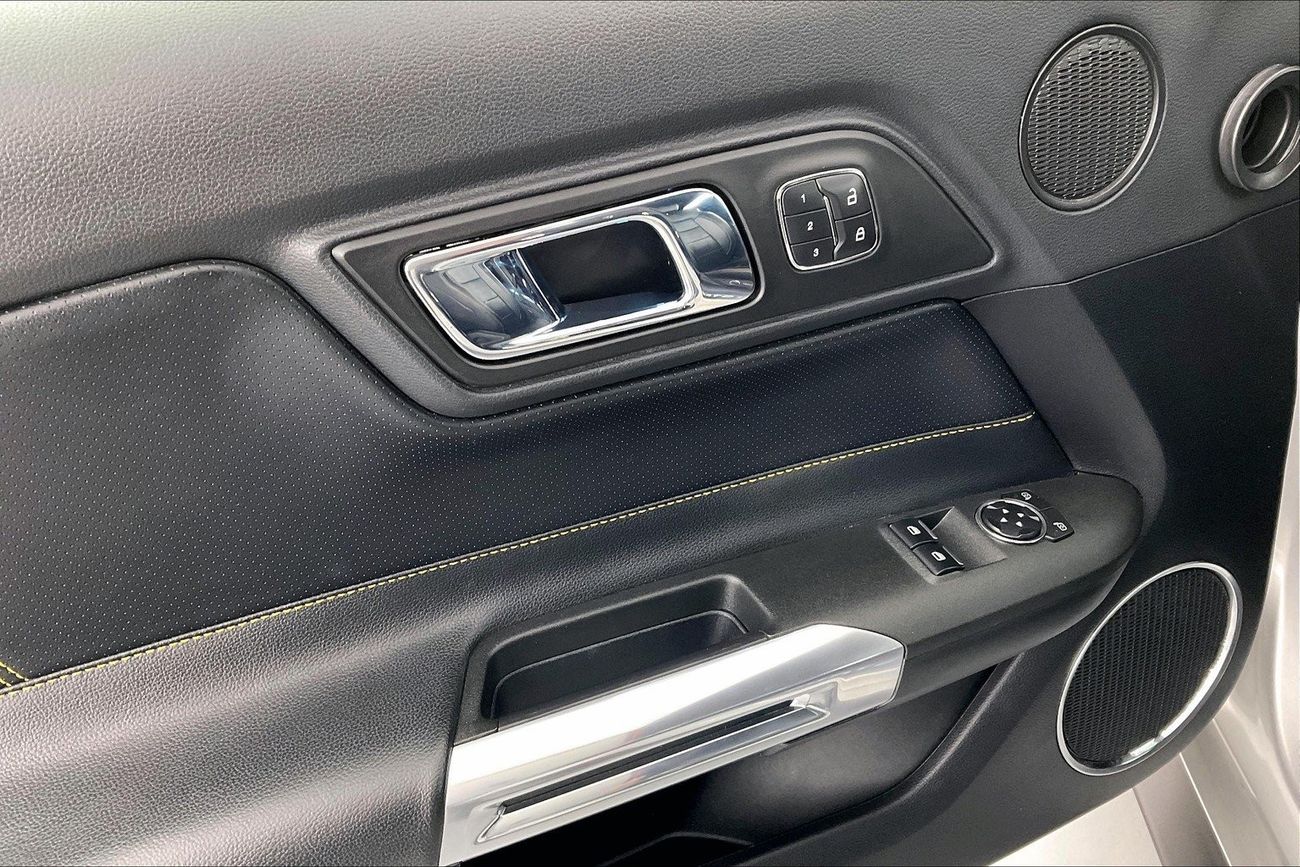 تويوتا CHR VX | عرض العيد الحصري | خالية من أضرار الفيضانات