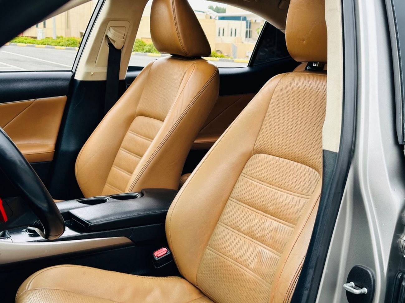 Lexus IS 200 Prestige LEXUS IS200T MODEL 2016 GCC SPACE FULL OPTION