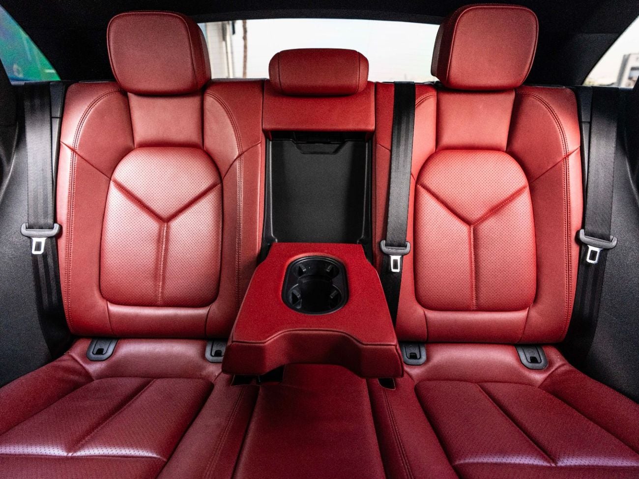 Porsche Macan S 3.0L (340 HP)