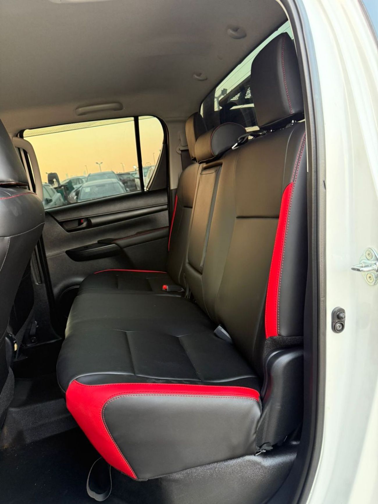 Toyota Hilux GR SPORTS KIT | DOUBLE CABIN | RHD | AUTOMATIC | 2.8L DIESEL | LEATHER + LED ROOF LIGHTS