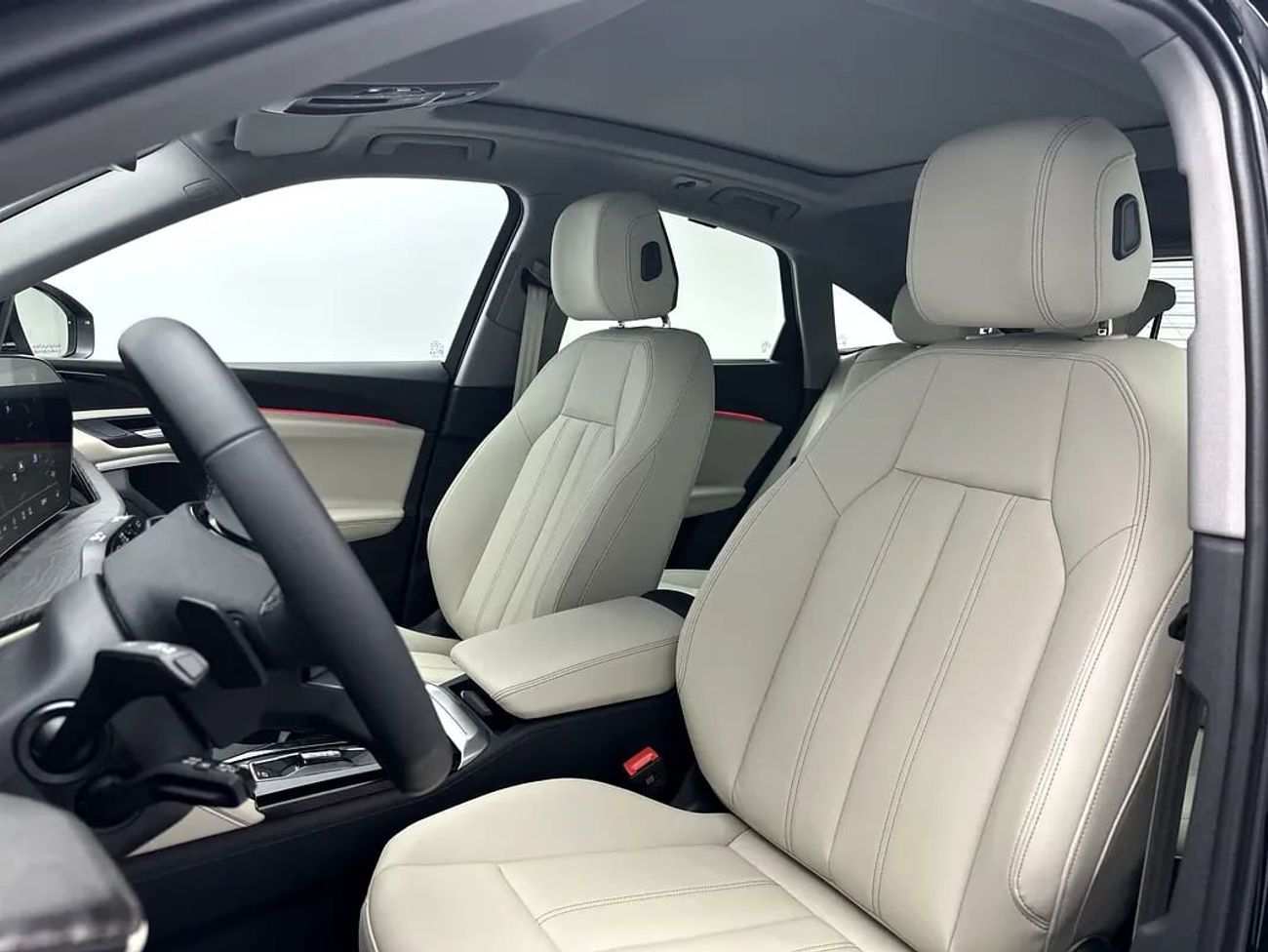 Audi Q5 Sportback TFSI quattro 204hp (Ref# 68981) EXCLUSIVE RAMADAN OFFER