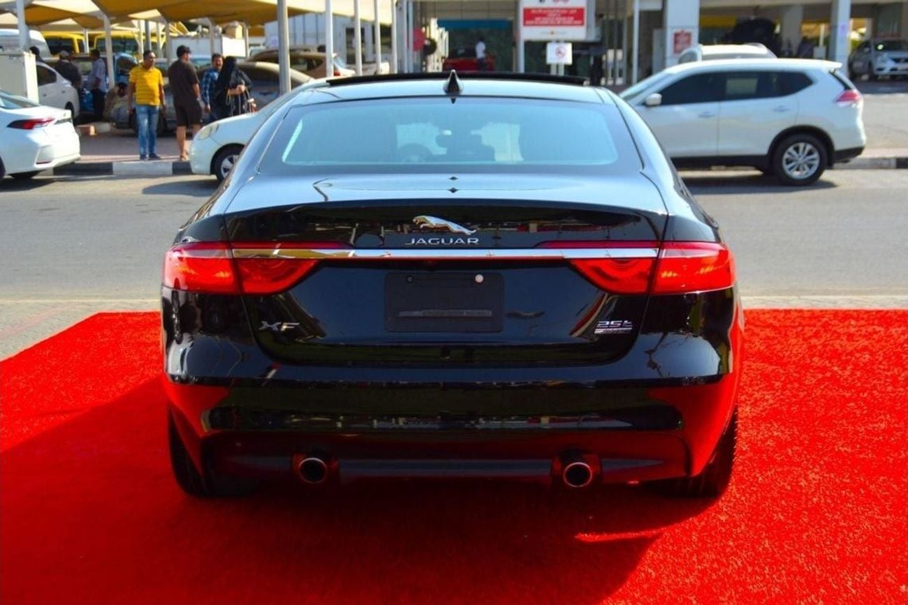 Jaguar XF PORTFOLIO HSE 2.0L (300 HP)