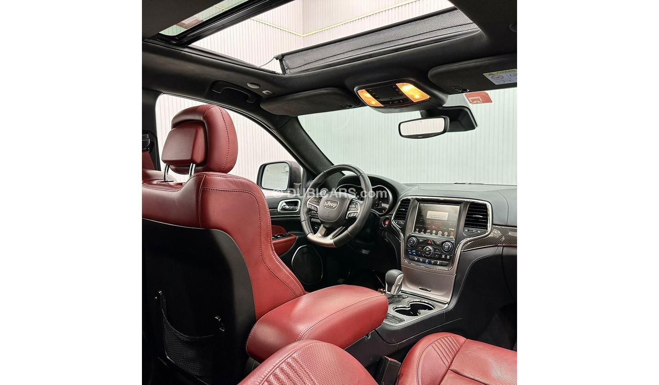 Jeep Grand Cherokee 2017 Jeep Grand Cherokee SRT, Full Jeep Service History, Warranty GCC Specs